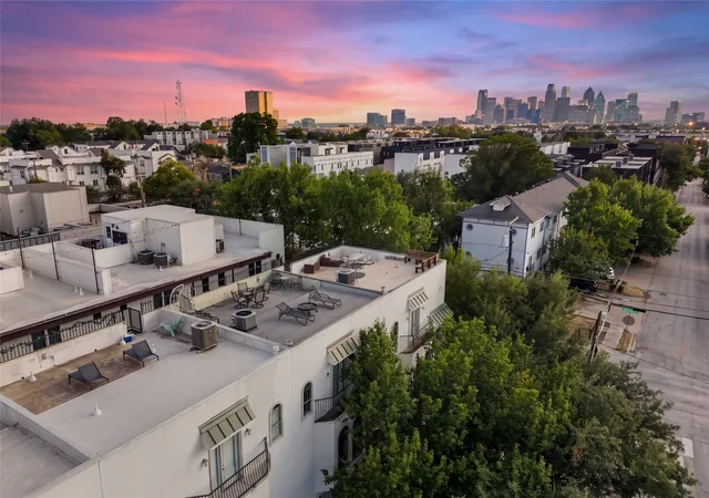 Photo 1 of Condo for sale at 2022 N Fitzhugh Ave #B, Dallas, TX 75204 | MLS# 21373181 | Listing updated on 2026-09-02