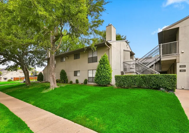 Photo 2 of Sale Pending at 4916 Byers Ave #A, Fort Worth, TX 76107 | MLS# 21372339 | Listing updated on 2026-09-20