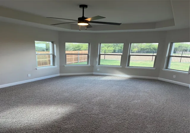 Photo 4 of Single family home for sale at 613 Red Maple Rd, Waxahachie, TX 75165 | MLS# 21373345 | Listing updated on 2026-08-31