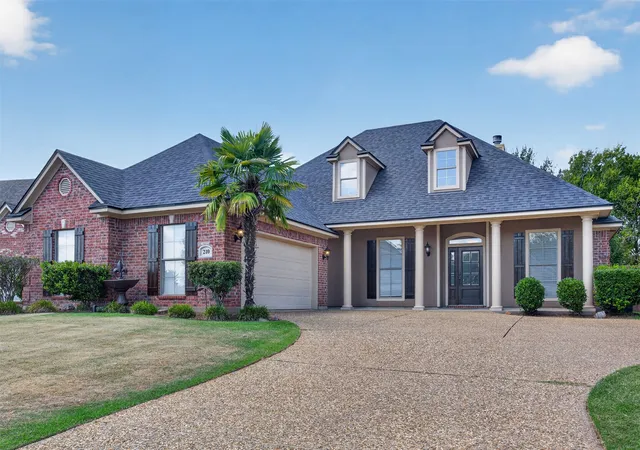 Photo 1 of Sale Pending at 210 Ixworth Ave, Bossier City, LA 71111 | MLS# 21373355 | Listing updated on 2026-09-18