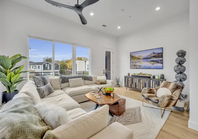 Photo 1 of Condo for sale at 4631 Belmont Ave #202, Dallas, TX 75204 | MLS# 21373364 | Listing updated on 2026-08-31
