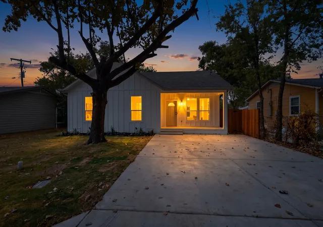 Photo 1 of Single family home for sale at 103 Cherokee St, Terrell, TX 75160 | MLS# 21373329 | Listing updated on 2026-09-03