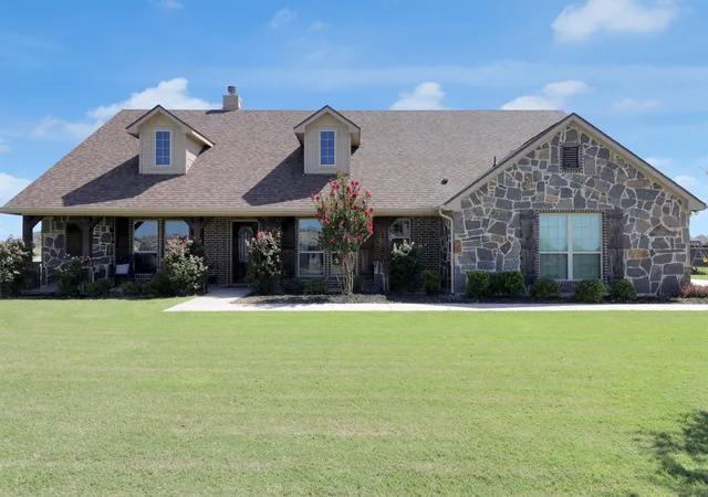 Photo 1 of Single family home for sale at 7818 Sagebrush Ln, Godley, TX 76044 | MLS# 21373373 | Listing updated on 2026-10-05