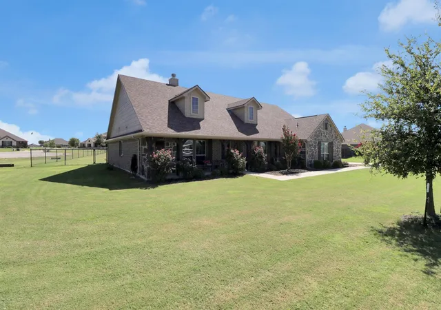 Photo 3 of Single family home for sale at 7818 Sagebrush Ln, Godley, TX 76044 | MLS# 21373373 | Listing updated on 2026-10-05