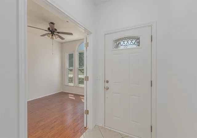 Photo 3 of Single family home for sale at 1403 E Brown St, Wylie, TX 75098 | MLS# 21373354 | Listing updated on 2026-08-31
