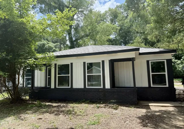 Photo 1 of Single family home for sale at 3623 Jackson St, Shreveport, LA 71109 | MLS# 21373251 | Listing updated on 2026-08-31