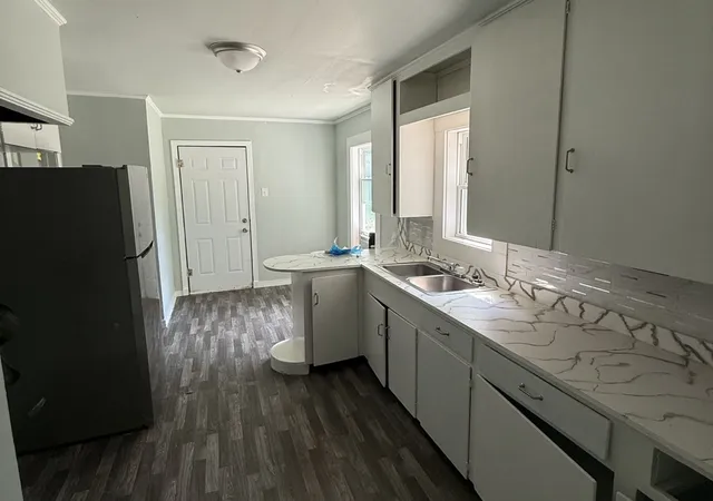 Photo 4 of Single family home for sale at 3623 Jackson St, Shreveport, LA 71109 | MLS# 21373251 | Listing updated on 2026-08-31