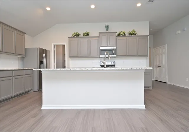 Photo 4 of Single family home for sale at 9212 Glen Mills Trl, Fort Worth, TX 76179 | MLS# 21360632 | Listing updated on 2026-10-01