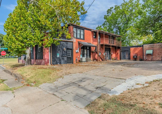 Photo 3 of Multi family home for sale at 2006 Monroe, Commerce, TX 75428 | MLS# 21373472 | Listing updated on 2026-08-31