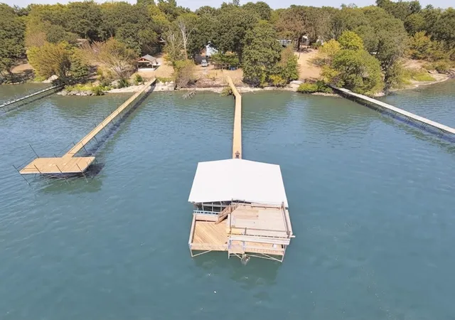 Manufactured home for sale at 10042 Private Rd 3815, Quinlan, TX 75474 | MLS# 21373409