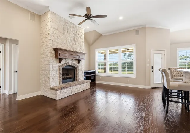 Photo 4 of Single family home for sale at 310 Rosewood, Mount Pleasant, TX 75455 | MLS# 21373561 | Listing updated on 2026-10-02