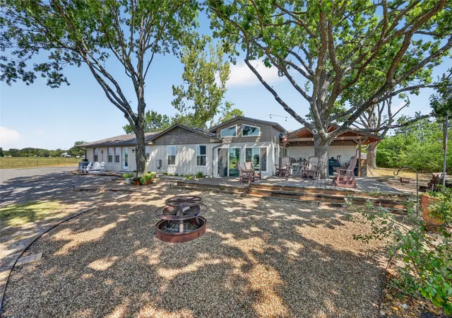 Photo 2 of Land for sale at 1413 W State Hwy 56, Bonham, TX 75418 | MLS# 21369753 | Listing updated on 2026-08-31
