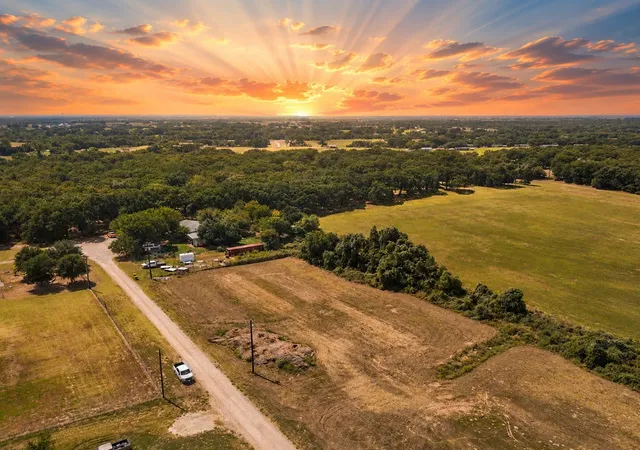 Photo 3 of Land for sale at Tbd L1 Alto Ln, Waco, TX 76705 | MLS# 21372259 | Listing updated on 2026-09-01