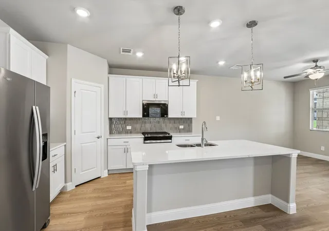 Photo 1 of Single family home for sale at 2717 Kobuk Dr, Denton, TX 76210 | MLS# 21373446 | Listing updated on 2026-09-16