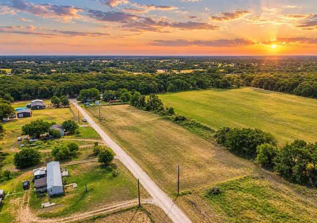 Photo 1 of Land for sale at Tbd L3 Alto Ln, Waco, TX 76705 | MLS# 21372320 | Listing updated on 2026-09-01