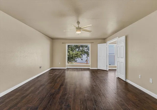 Photo 4 of Condo for sale at 114 Harbor Dr #219, Bridgeport, TX 76426 | MLS# 21373705 | Listing updated on 2026-08-31