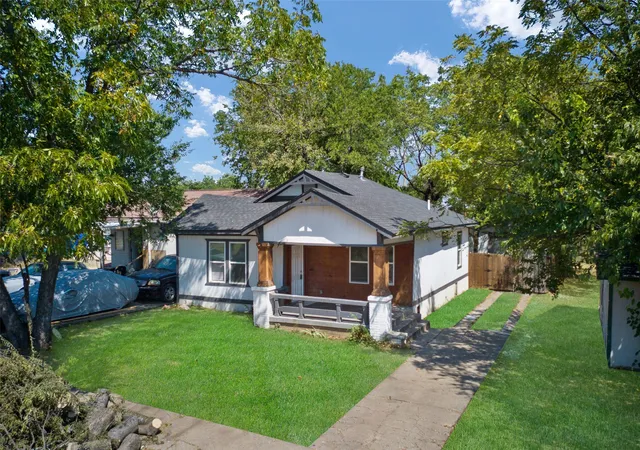 Photo 3 of Single family home for sale at 1407 Georgia Ave, Dallas, TX 75216 | MLS# 21373762 | Listing updated on 2026-08-31