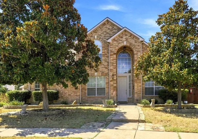 Photo 1 of Single family home for sale at 1915 Ledgemont Ct, Allen, TX 75013 | MLS# 21373807 | Listing updated on 2026-09-01