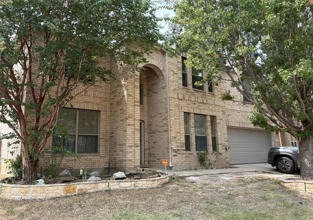 Photo 2 of Single family home for sale at 1316 Pheasant Run Trl, Fort Worth, TX 76131 | MLS# 21369457 | Listing updated on 2026-09-01