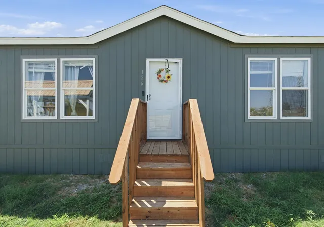 Photo 1 of Manufactured home for sale at 126 Comn Way, Boyd, TX 76023 | MLS# 21373879 | Listing updated on 2026-09-01