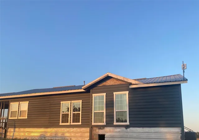 Photo 3 of Single family home for sale at 1717 Cr 178 Rd, Bangs, TX 76823 | MLS# 21373905 | Listing updated on 2026-10-06
