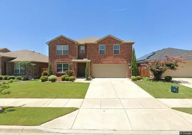 Photo 1 of Single family home for sale at 2011 Windsong Dr, Heartland, TX 75126 | MLS# 21373930 | Listing updated on 2026-09-01