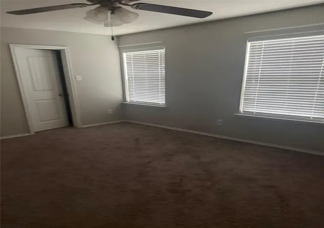 Photo 4 of Single family home for sale at 2011 Windsong Dr, Heartland, TX 75126 | MLS# 21373930 | Listing updated on 2026-09-01