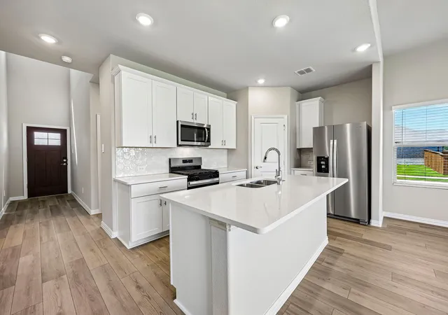 Photo 4 of Single family home for sale at 1708 Gardendale Holw Ln, Anna, TX 75409 | MLS# 21373466 | Listing updated on 2026-09-01