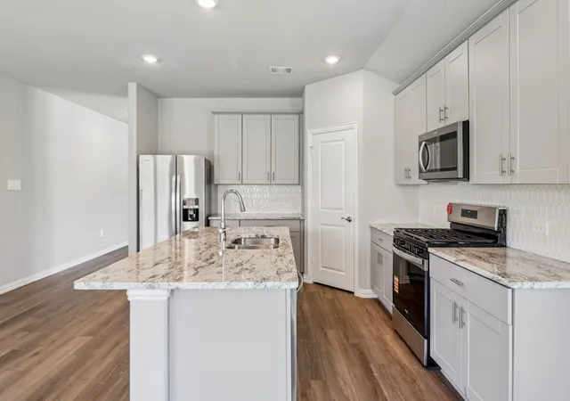 Photo 3 of Single family home for sale at 1700 Gardendale Holw Ln, Anna, TX 75409 | MLS# 21373468 | Listing updated on 2026-09-01
