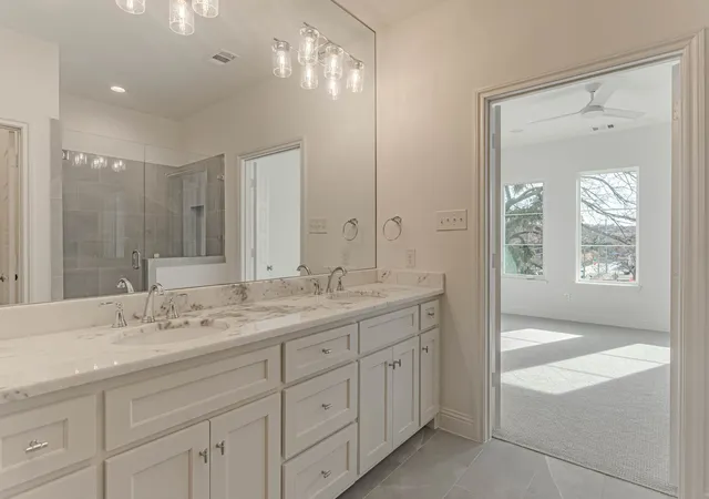 Photo 3 of Townhouse for sale at 340 Nursery Ln, Fort Worth, TX 76114 | MLS# 21374033 | Listing updated on 2026-09-01