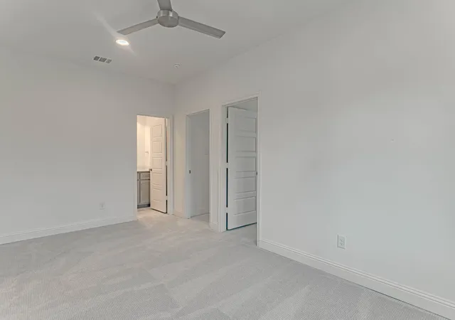 Photo 4 of Townhouse for sale at 340 Nursery Ln, Fort Worth, TX 76114 | MLS# 21374033 | Listing updated on 2026-09-01