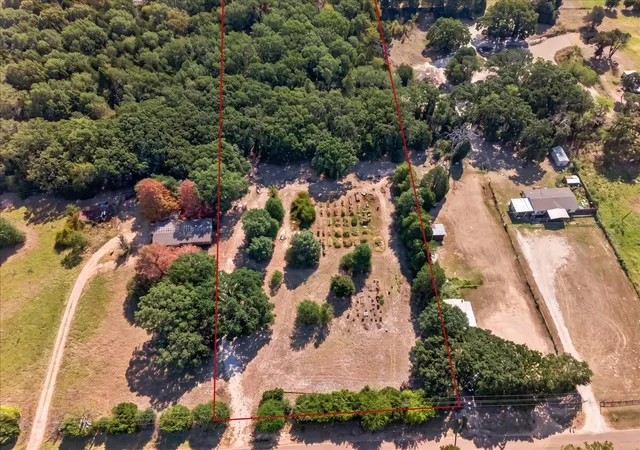Photo 2 of Land for sale at 8112 Co Rd 2813, Eustace, TX 75124 | MLS# 21371546 | Listing updated on 2026-09-15