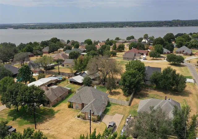 Photo 2 of Single family home for sale at 3904 Santa Cruz St, Granbury, TX 76049 | MLS# 21367157 | Listing updated on 2026-09-01