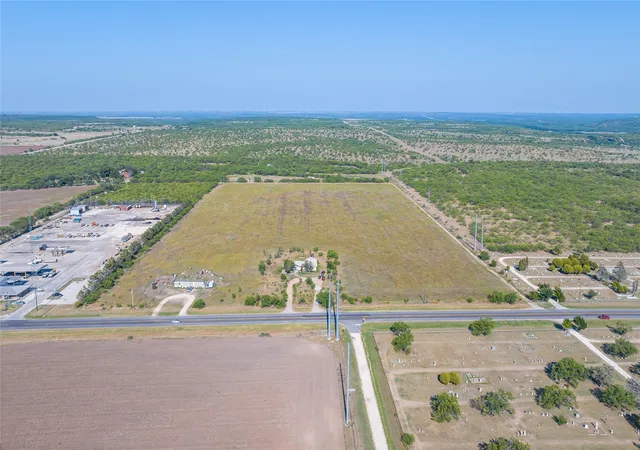 Photo 2 of Manufactured home for sale at 116 Us Hwy 283 N, Baird, TX 79504 | MLS# 21374088 | Listing updated on 2026-09-01