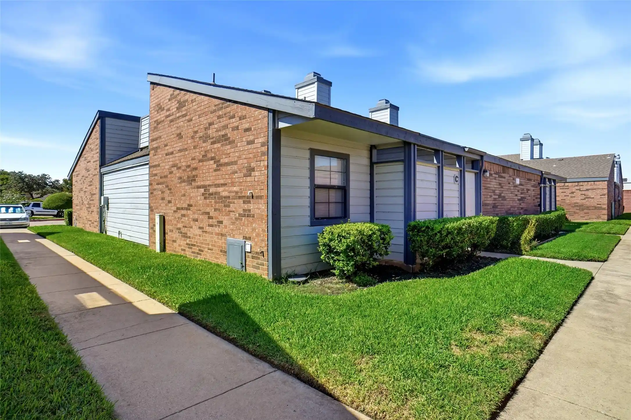 Photo 1 of Condo for sale at 636 Bellaire Dr #C, Hurst, TX 76053 | MLS# 21374112 | Listing updated on 2026-10-21