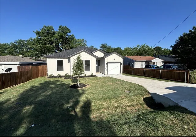 Photo 1 of Sale Pending at 607 Neomi Ave, Dallas, TX 75217 | MLS# 21374207 | Listing updated on 2026-09-21