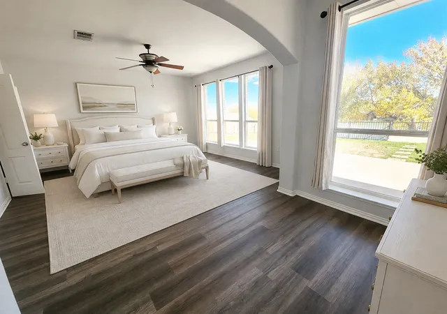Photo 3 of Sale Pending at 5513 Grenada Dr, Fort Worth, TX 76119 | MLS# 21373945 | Listing updated on 2026-10-02