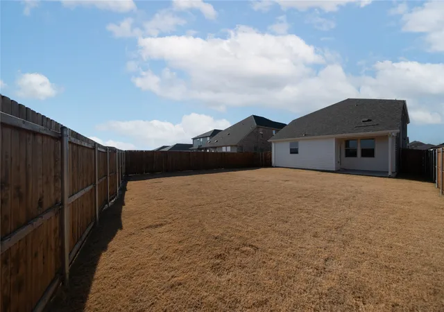 Photo 2 of Single family home for sale at 2605 Spade St, Anna, TX 75409 | MLS# 21374254 | Listing updated on 2026-10-08
