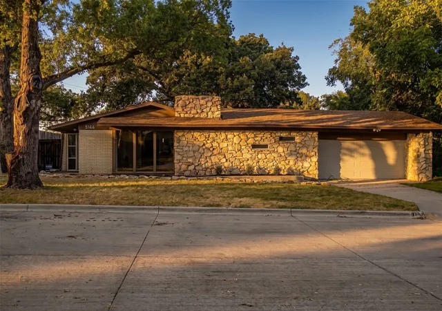 Photo 1 of Single family home for sale at 5144 Jennings Dr, North Richland Hills, TX 76180 | MLS# 21373942 | Listing updated on 2026-09-01