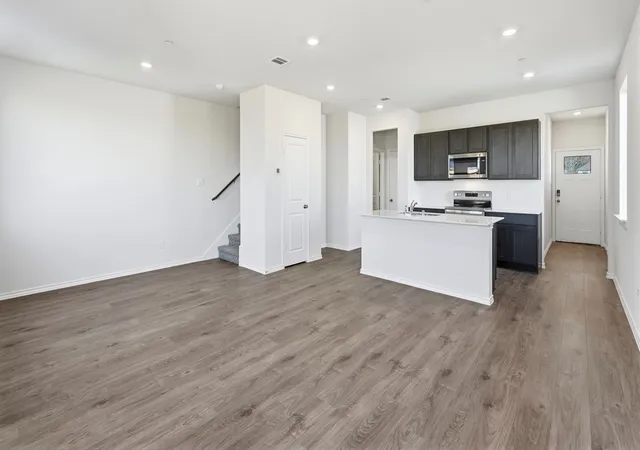 Photo 2 of Single family home for sale at 4010 Sparrow St, Dallas, TX 75237 | MLS# 21374303 | Listing updated on 2026-09-01