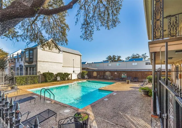 Photo 3 of Condo for sale at 9843 Park Ln Ct, Dallas, TX 75220 | MLS# 21374365 | Listing updated on 2026-10-07