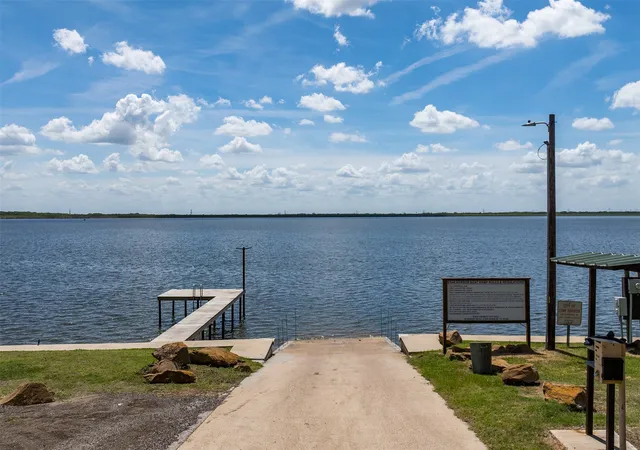 Photo 31 of Single family home for sale at 30 Rainbow Dr, Malakoff, TX 75148 | MLS# 21374390 | Listing updated on 2026-09-01