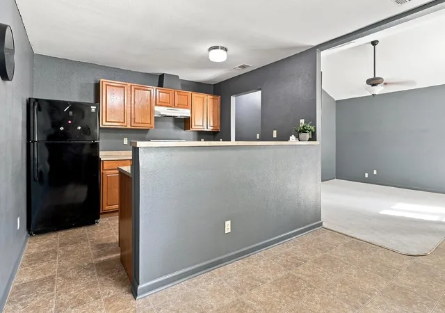 Photo 3 of Single family home for sale at 2335 Bethurum Ave, Dallas, TX 75215 | MLS# 21374372 | Listing updated on 2026-09-01