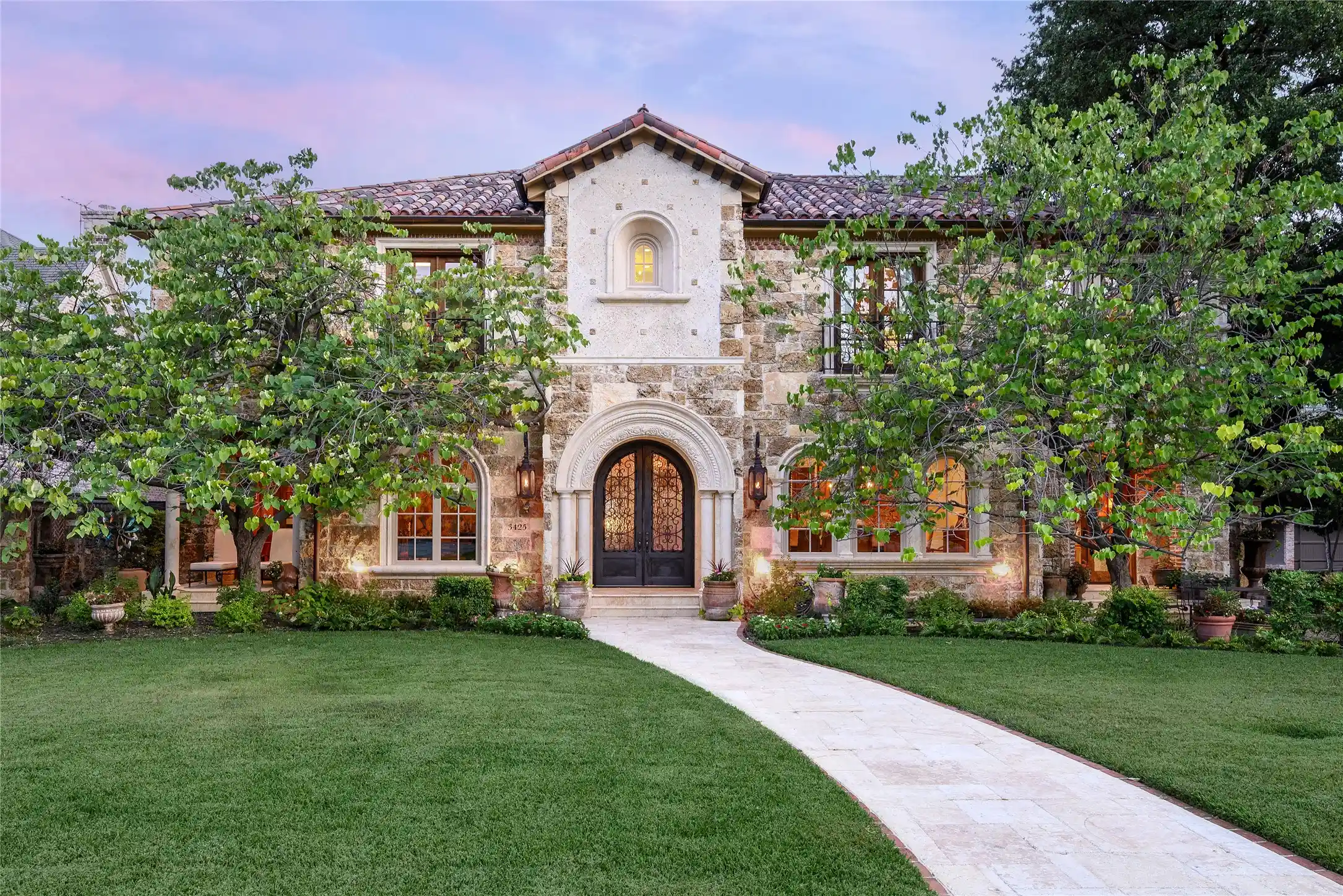 Photo 1 of Mansion for sale at 3425 Wentwood Dr, Dallas, TX 75225 | MLS# 21345736 | Listing updated on 2026-10-18