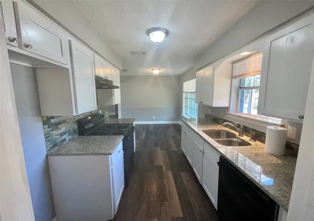 Photo 3 of Single family home for sale at 3008 Arapaho Rd, Commerce, TX 75428 | MLS# 21373720 | Listing updated on 2026-09-01