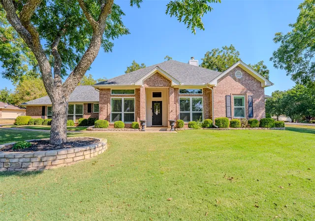 Photo 1 of Single family home for sale at 8931 Brierfield Rd, Granbury, TX 76049 | MLS# 21374214 | Listing updated on 2026-09-01