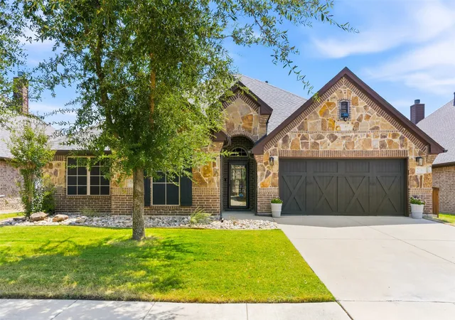 Photo 1 of Single family home for sale at 2749 Buffalo Run, Burleson, TX 76028 | MLS# 21361935 | Listing updated on 2026-09-01