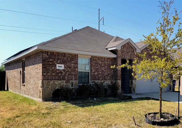 Photo 1 of Single family home for sale at 808 Twin Edge Dr, Royse City, TX 75189 | MLS# 21373709 | Listing updated on 2026-09-04