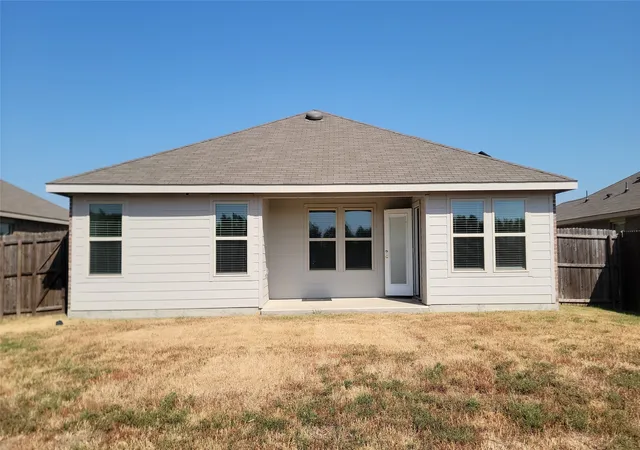 Photo 3 of Single family home for sale at 808 Twin Edge Dr, Royse City, TX 75189 | MLS# 21373709 | Listing updated on 2026-09-04