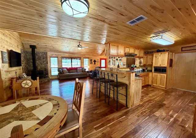 Photo 3 of Manufactured home for sale at 3341 Fm 778, Mineola, TX 75773 | MLS# 21374472 | Listing updated on 2026-09-03
